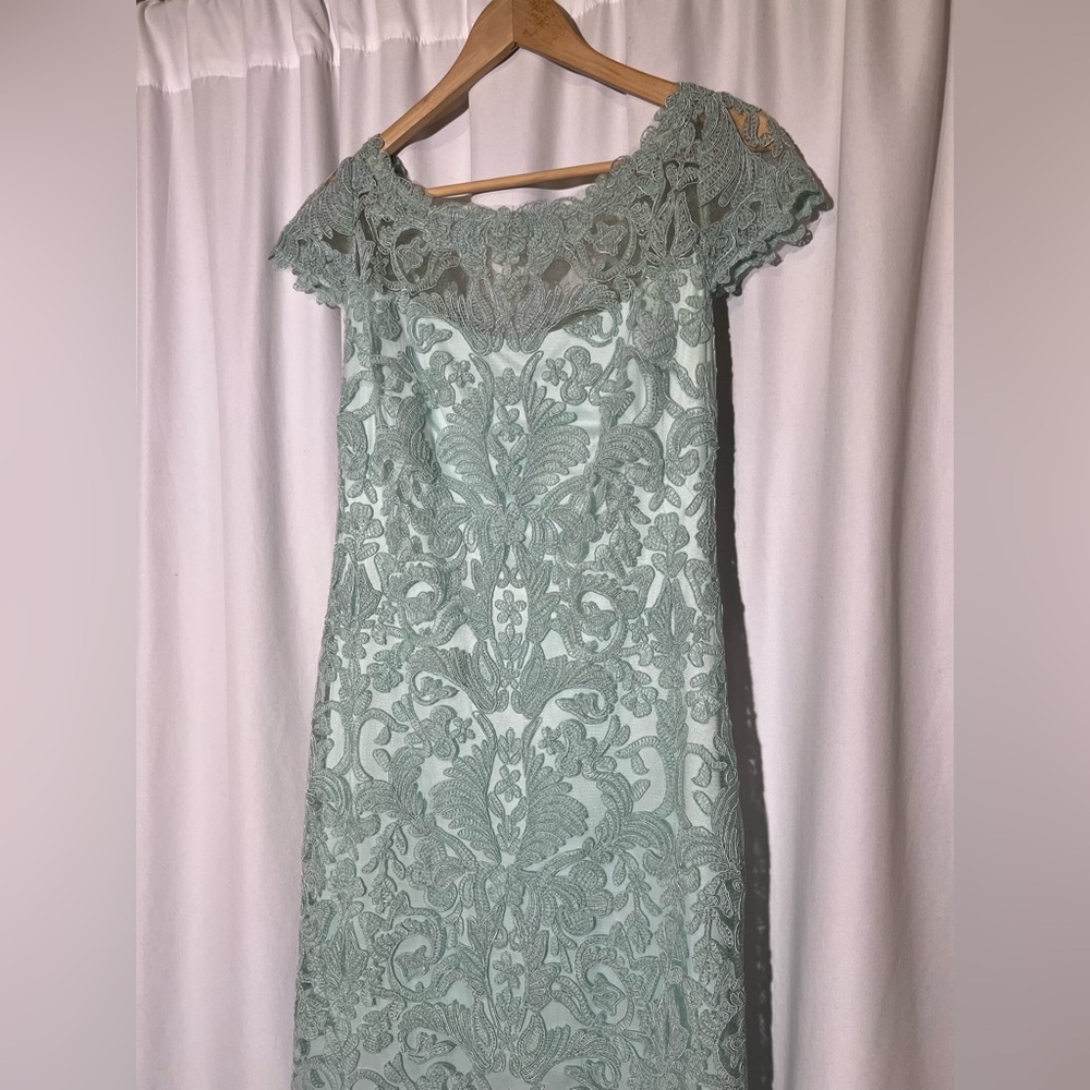 Tadashi Shoji Sanda Embroidered Mint Dress | 8 - Picture 12 of 16